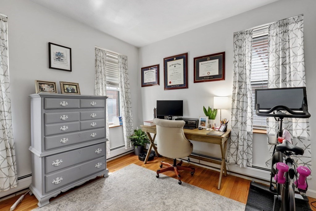 43 Anderson Street, Unit 2 Boston, MA 02114 - Photo 27 of 33