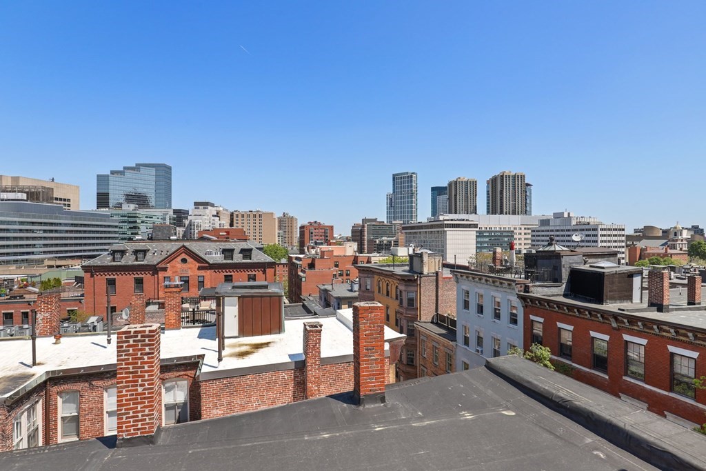 43 Anderson Street, Unit 2 Boston, MA 02114 - Photo 32 of 33