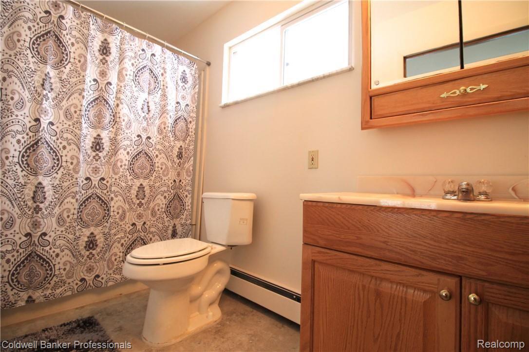 2459 Baldwin Road Fenton, MI 48430 - Photo 11 of 28 IMG_9678.JPG