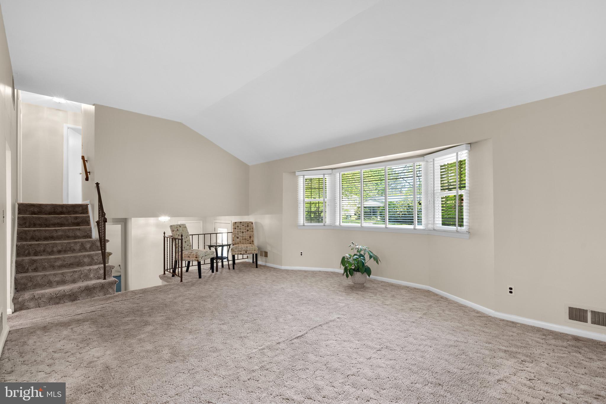 3531 Cabot Road Randallstown, MD 21133 - Photo 6 of 41 Living room