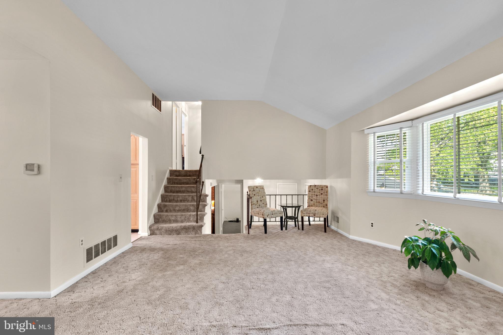 3531 Cabot Road Randallstown, MD 21133 - Photo 7 of 41 Living room