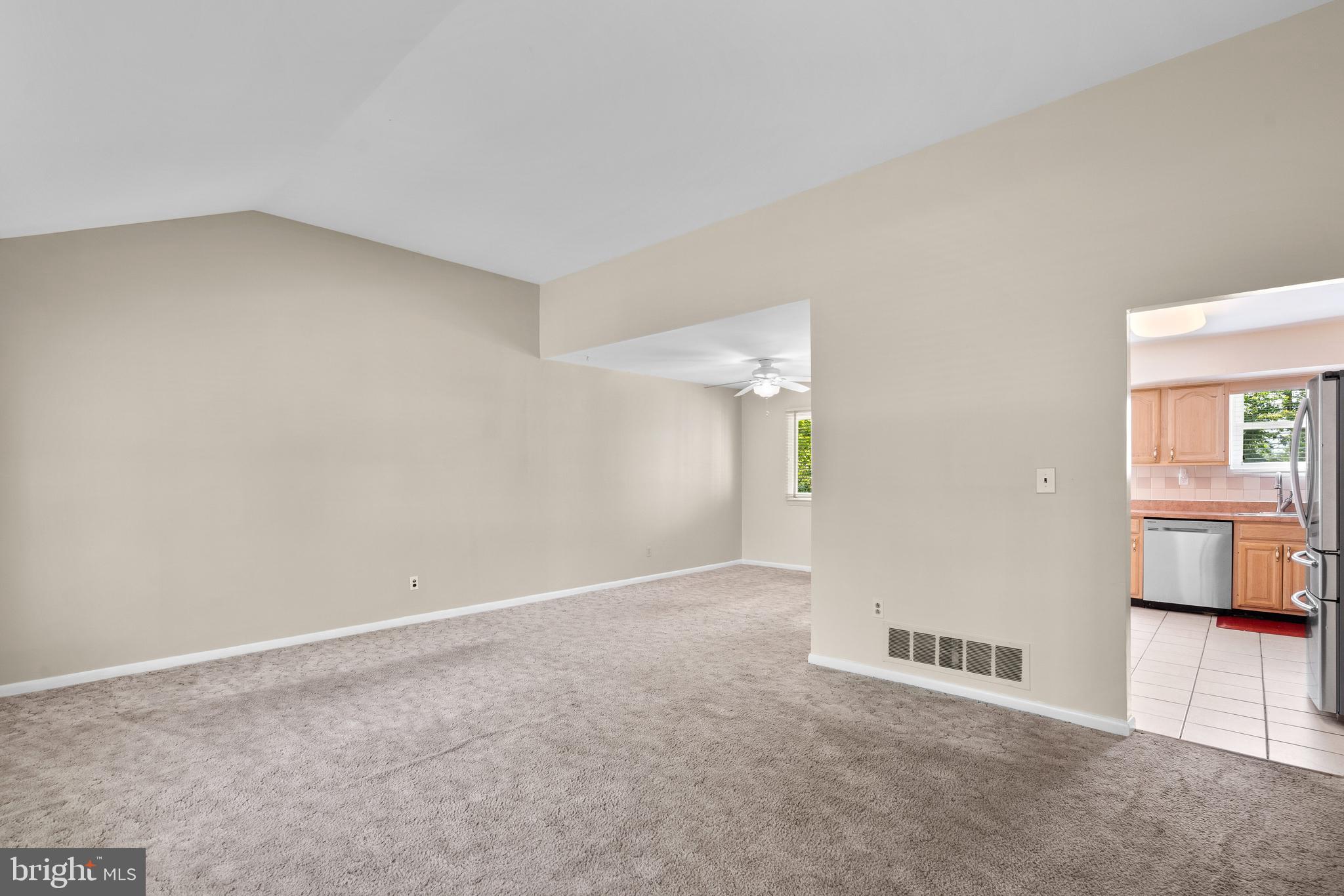 3531 Cabot Road Randallstown, MD 21133 - Photo 8 of 41 Living room