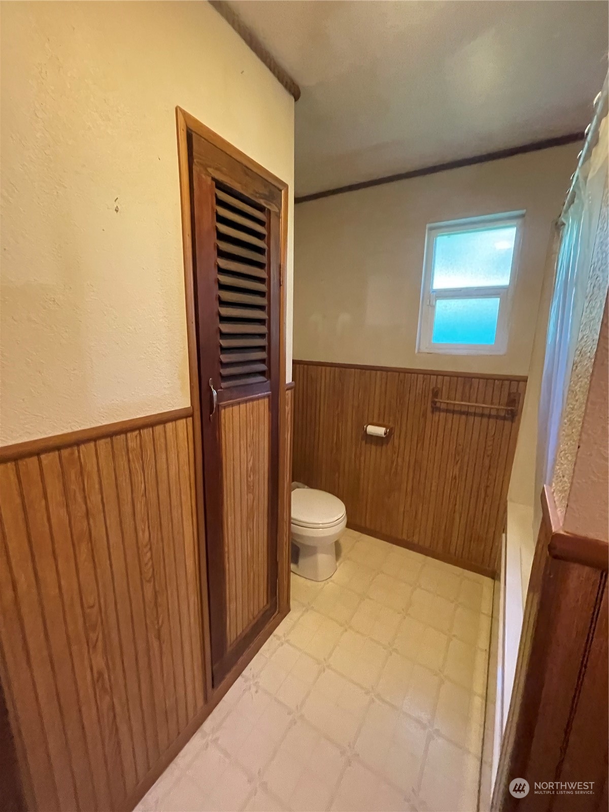 1045 Crossing Street Raymond, WA 98577 - Photo 14 of 21 Gallery Image 14