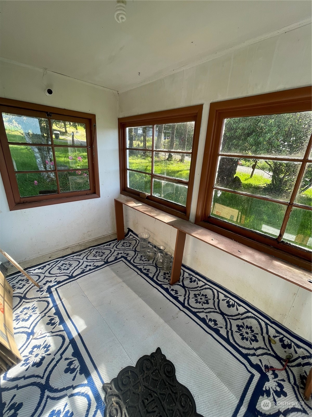 1045 Crossing Street Raymond, WA 98577 - Photo 3 of 21 Gallery Image 3
