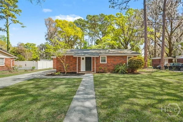 $250,000 | 8434 Cresthill Avenue, Savannah, GA 31406