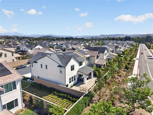 $2,199,990 | 26018 Meadow Drive, San Juan Capistrano, CA 92675