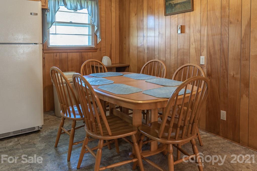 909 Kiser Dairy Road Dallas, NC 28034 - Photo 11 of 44 Gallery Image 11