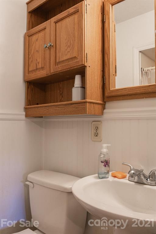 909 Kiser Dairy Road Dallas, NC 28034 - Photo 31 of 44 Gallery Image 31