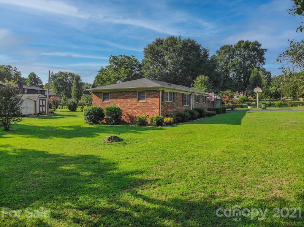 909 Kiser Dairy Road Dallas, NC 28034 - Photo 35 of 44 Gallery Image 35