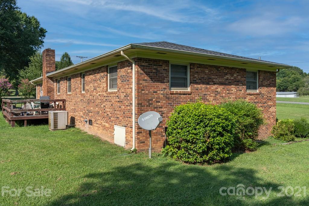 909 Kiser Dairy Road Dallas, NC 28034 - Photo 36 of 44 Gallery Image 36
