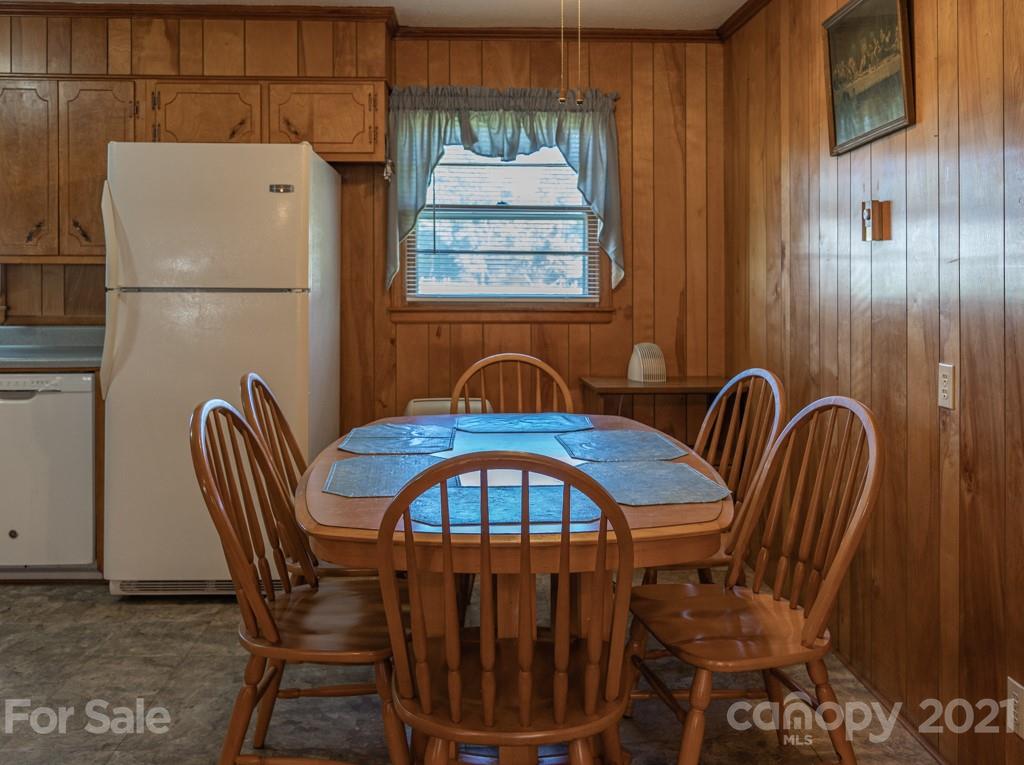 909 Kiser Dairy Road Dallas, NC 28034 - Photo 9 of 44 Gallery Image 9