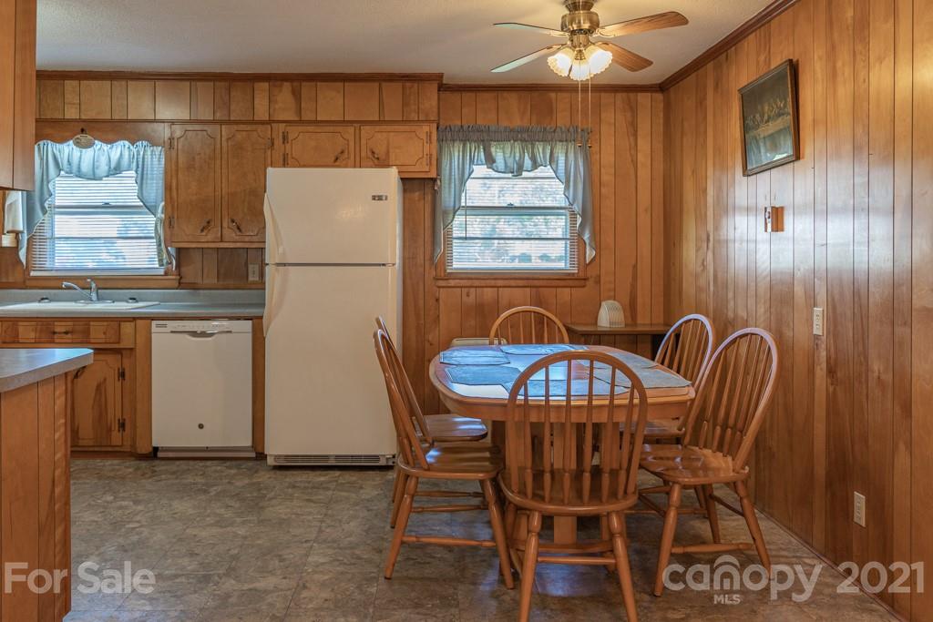 909 Kiser Dairy Road Dallas, NC 28034 - Photo 10 of 44 Gallery Image 10
