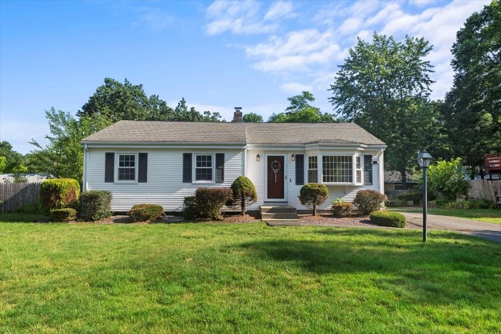 90 Fallston Street Springfield, MA 01119 - Photo 1 of 38 a front view of house with yard patio and green space