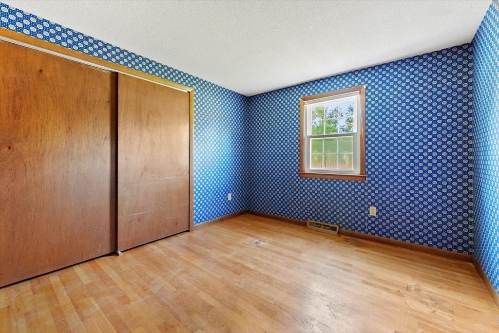 90 Fallston Street Springfield, MA 01119 - Photo 15 of 38 an empty room with windows