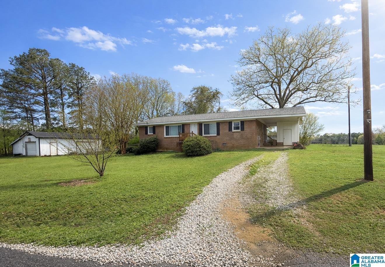 814 Hopeful Road Munford, AL 36268 - Photo 2 of 23