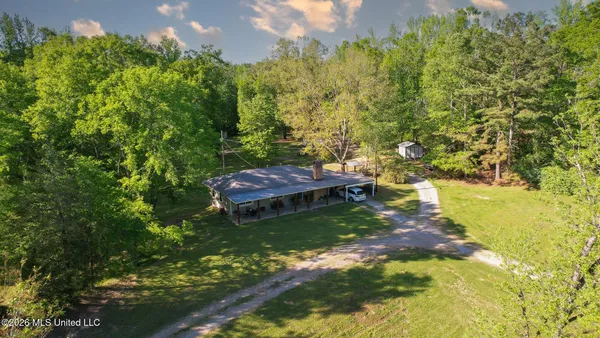 $430,000 | 3295 Sand Hill Road, Lexington, MS 39095