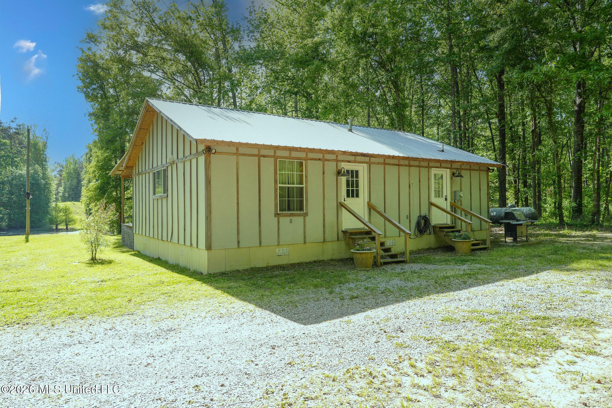 3295 Sand Hill Road Lexington, MS 39095 - Photo 38 of 70 29.