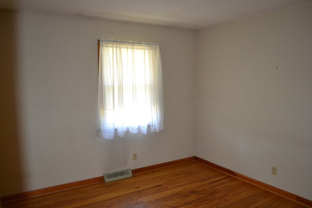 1616 Springfield Road Meherrin, VA 23954 - Photo 9 of 20 Gallery Image 9