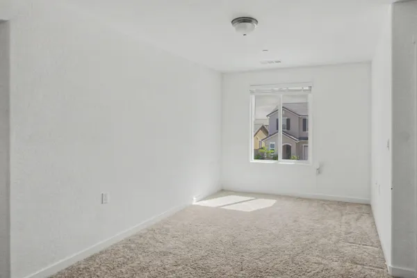 $525,000 | 1183 Ponderosa Way West, Madera, CA 93636