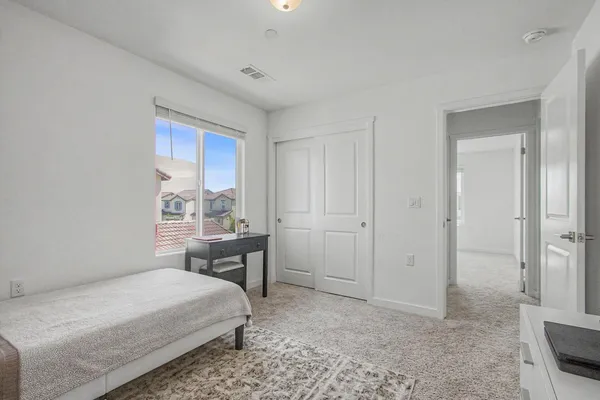 $525,000 | 1183 Ponderosa Way West, Madera, CA 93636