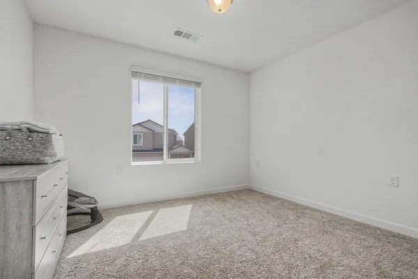 $525,000 | 1183 Ponderosa Way West, Madera, CA 93636