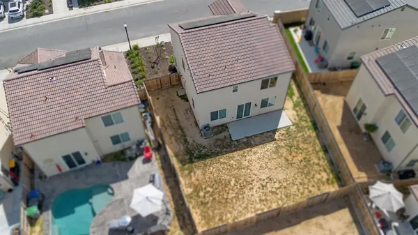 $525,000 | 1183 Ponderosa Way West, Madera, CA 93636