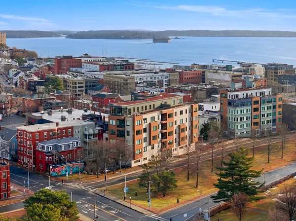 $1,750,000 | 99 Federal Street, Unit 403, Portland, ME 04101