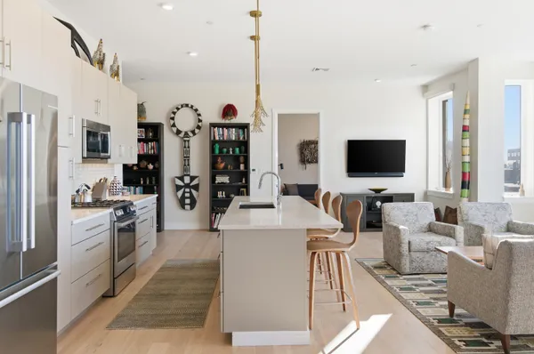 $1,750,000 | 99 Federal Street, Unit 403, Portland, ME 04101