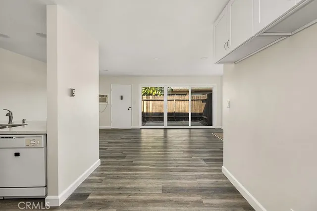 $2,900 | 786 North Shattuck Place, Orange, CA 92867