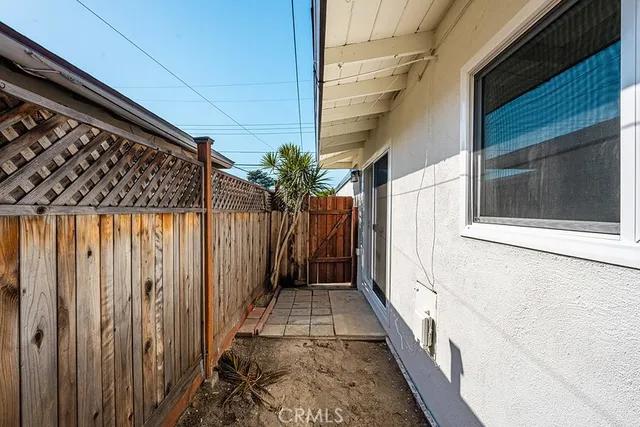 $2,900 | 786 North Shattuck Place, Orange, CA 92867