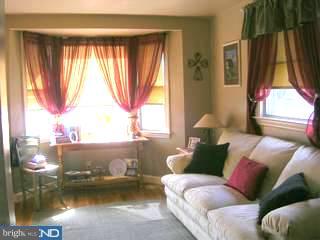 165 Flintlock Road Drexel Hill, PA 19026 - Photo 2 of 6 Gallery Image 2
