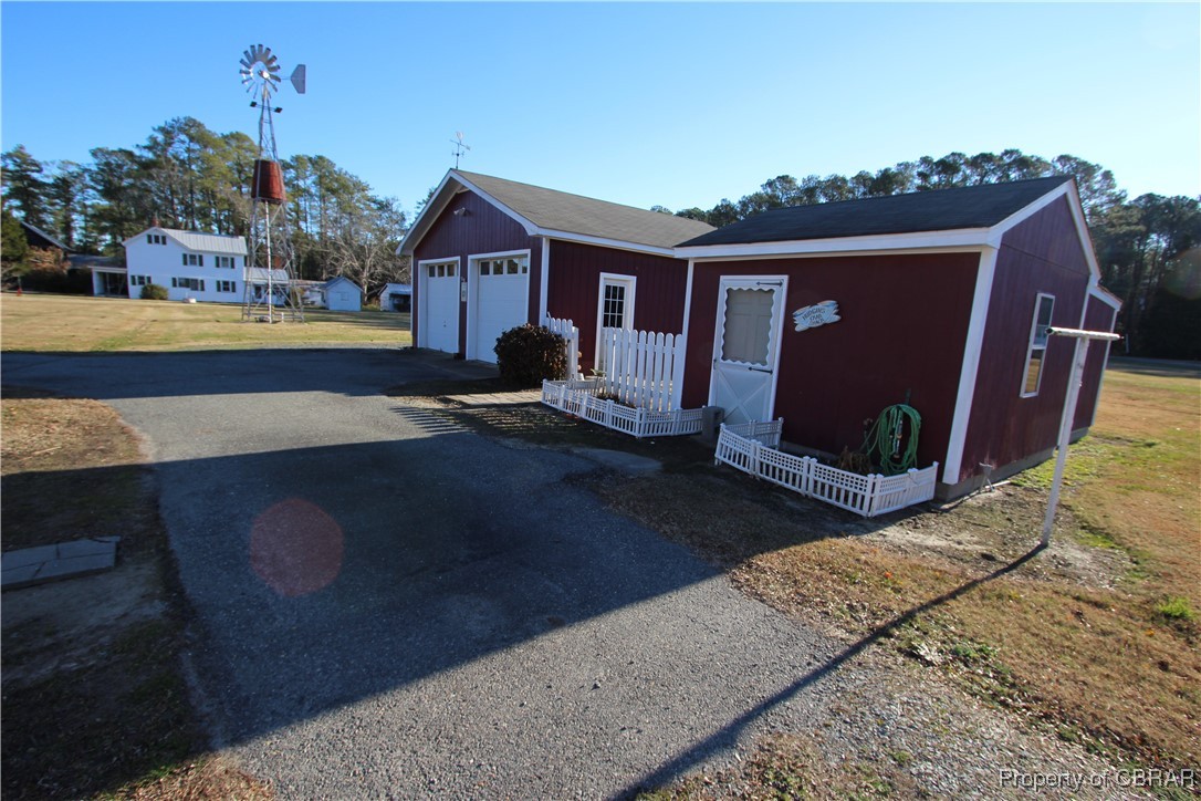 1863 Bethel Beach Road Onemo, VA 23130 - Photo 41 of 50 Garage
