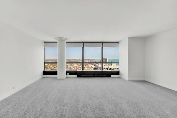 $1,750 | 5415 North Sheridan Road, Unit 4607, Chicago, IL 60640