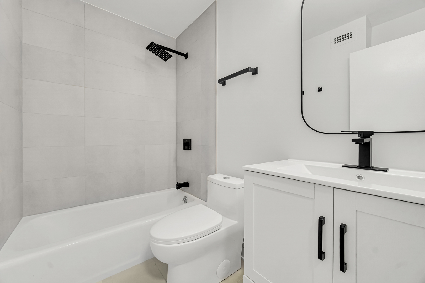 5415 North Sheridan Road, Unit 4607 Chicago, IL 60640 - Photo 18 of 29