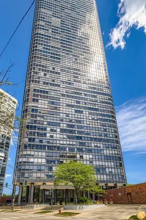 $1,750 | 5415 North Sheridan Road, Unit 4607, Chicago, IL 60640