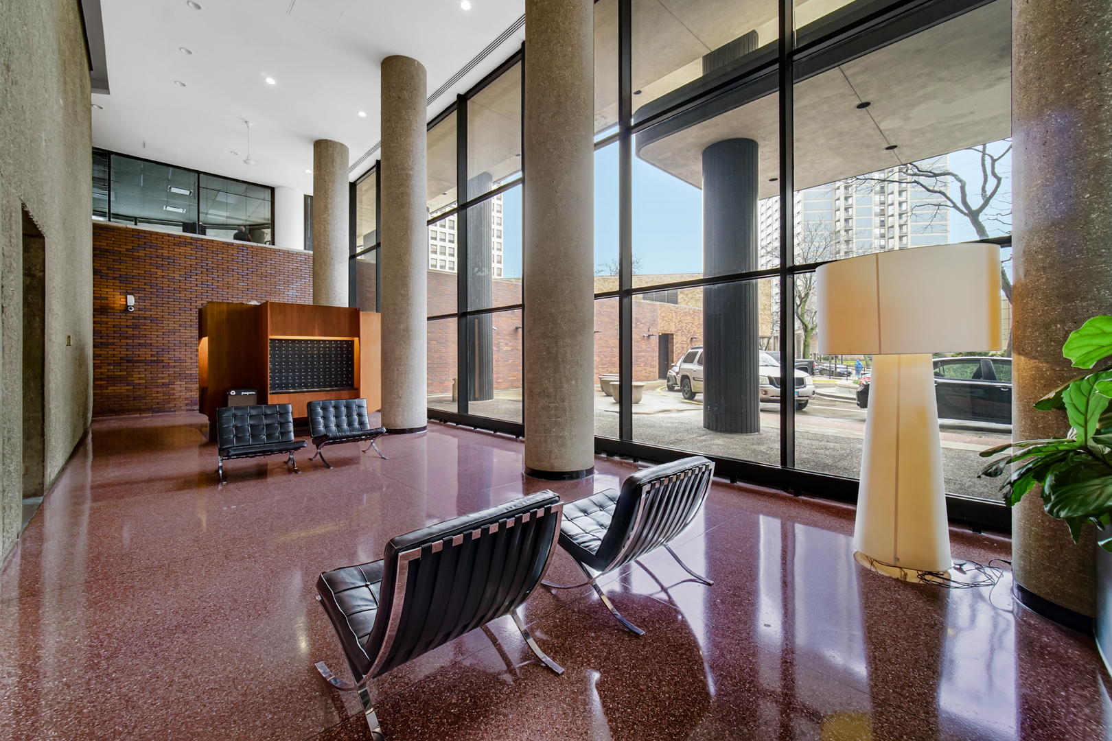 5415 North Sheridan Road, Unit 4607 Chicago, IL 60640 - Photo 3 of 29