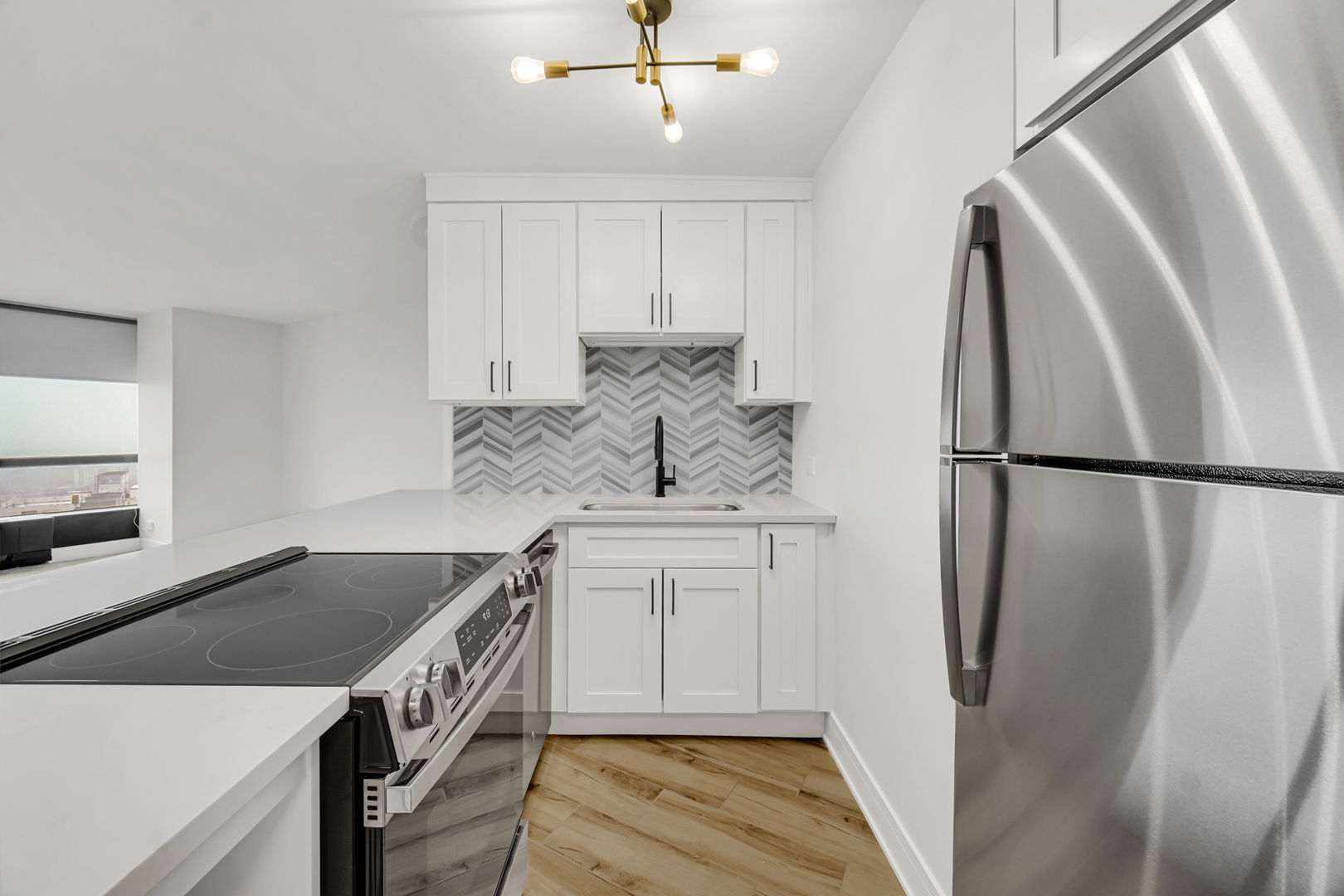 5415 North Sheridan Road, Unit 4607 Chicago, IL 60640 - Photo 8 of 29