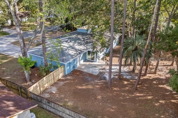 6002 Northwest 33 Street Gainesville, FL 32653 - Photo 29 of 29 a view of a yard with plants and trees