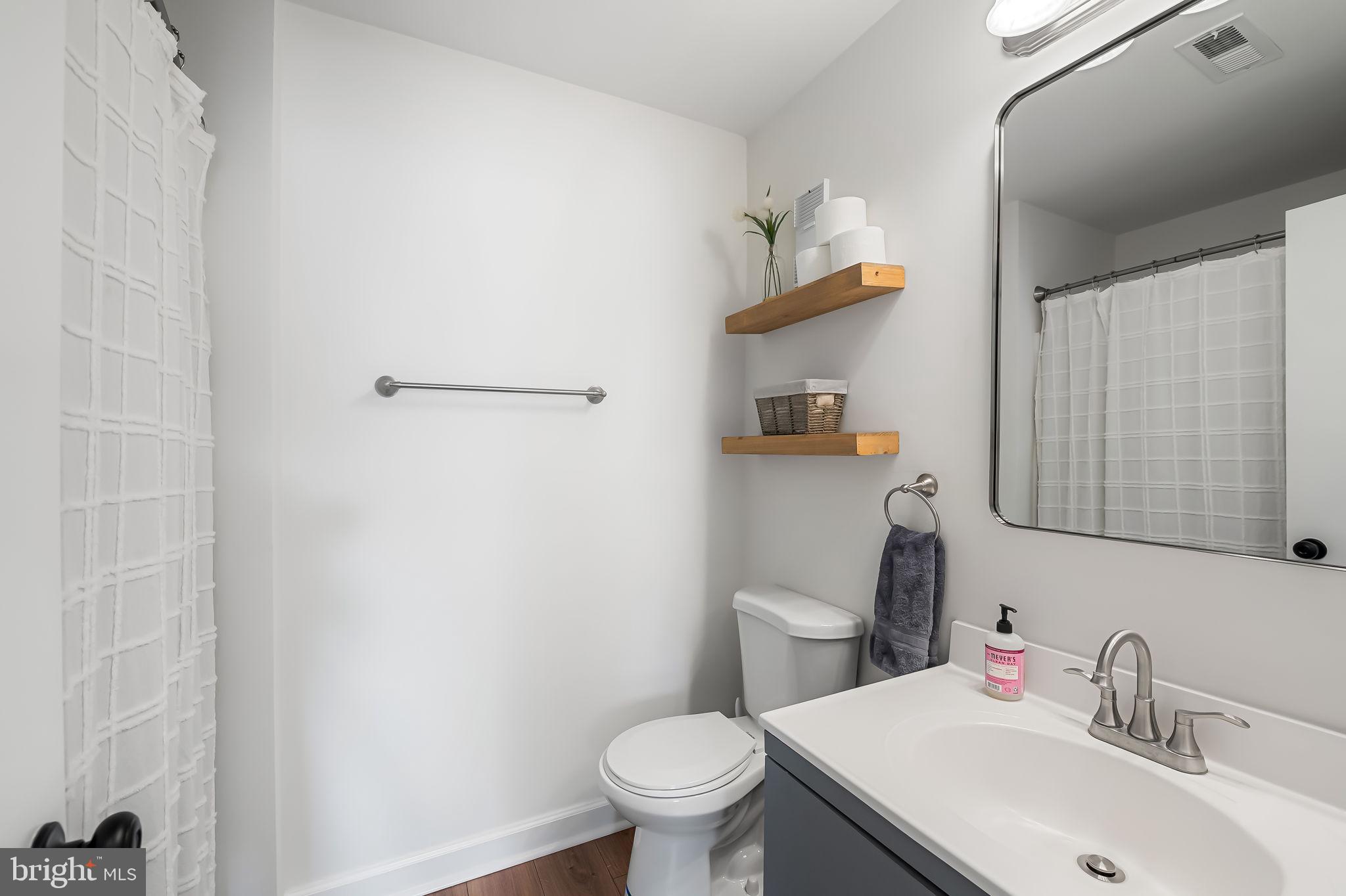 9 West Lee Street, Unit R 56 Baltimore, MD 21201 - Photo 15 of 21