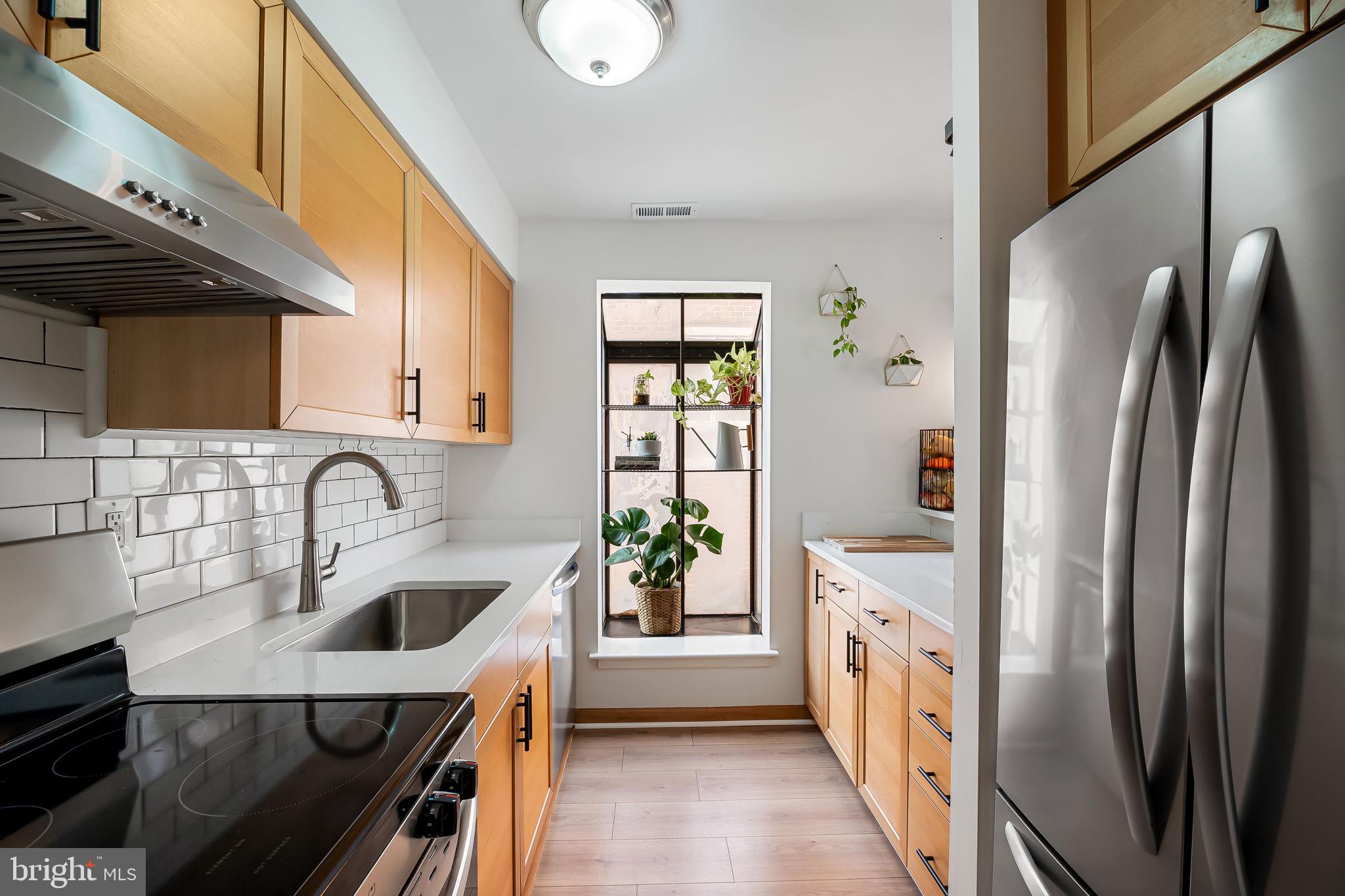 9 West Lee Street, Unit R 56 Baltimore, MD 21201 - Photo 8 of 21