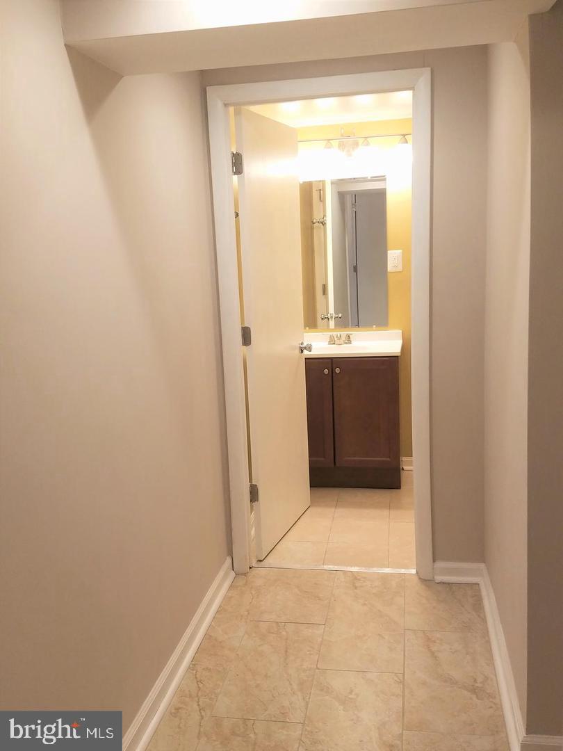 1517 Windham Lane Silver Spring, MD 20902 - Photo 20 of 48 Gallery Image 20