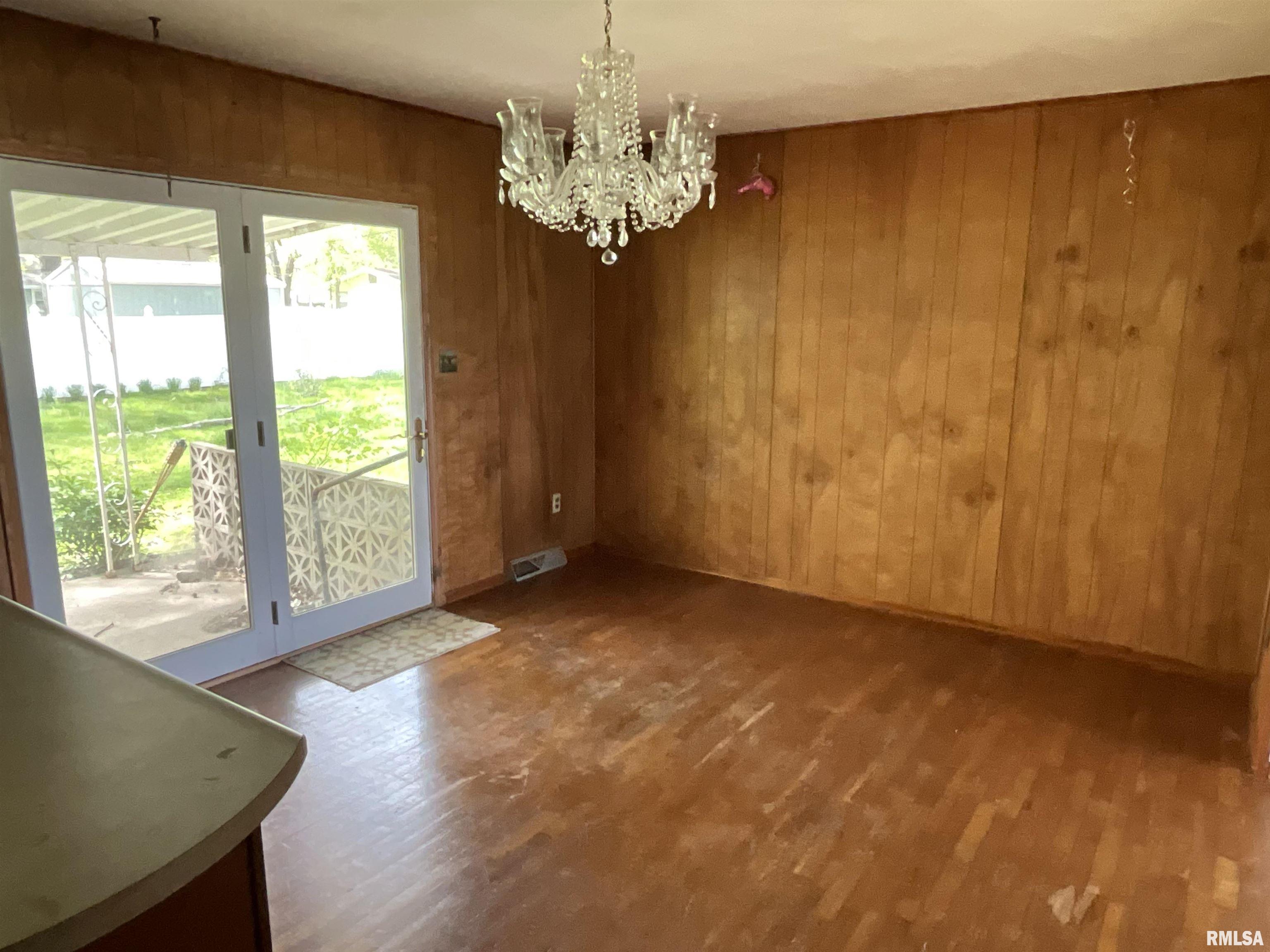 265 Edgewood Road Salem, IL 62881 - Photo 12 of 12 Gallery Image 12