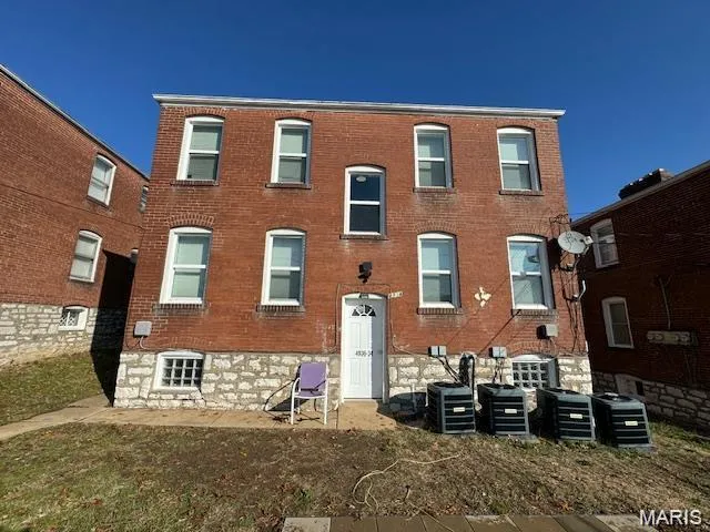 $860 | 4934 Kemper Avenue, St. Louis, MO 63139