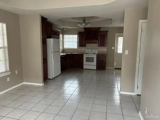 $850 | 809 West Bronze Drive, Unit 1, Pharr, TX 78577