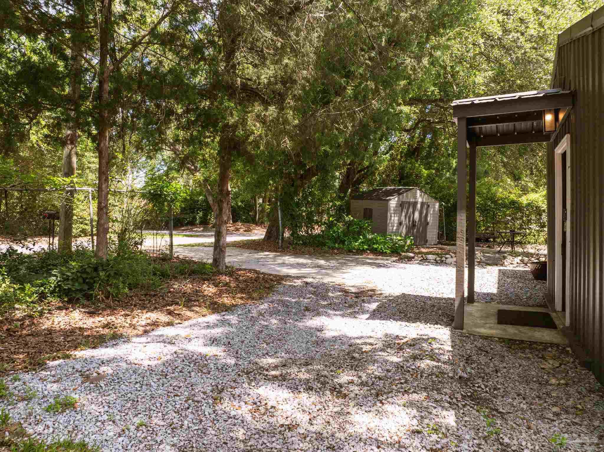 7752 Chellie Road Pensacola, FL 32526 - Photo 9 of 58 Gallery Image 9