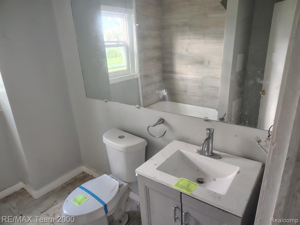 8860 Appoline Street Detroit, MI 48228 - Photo 25 of 45