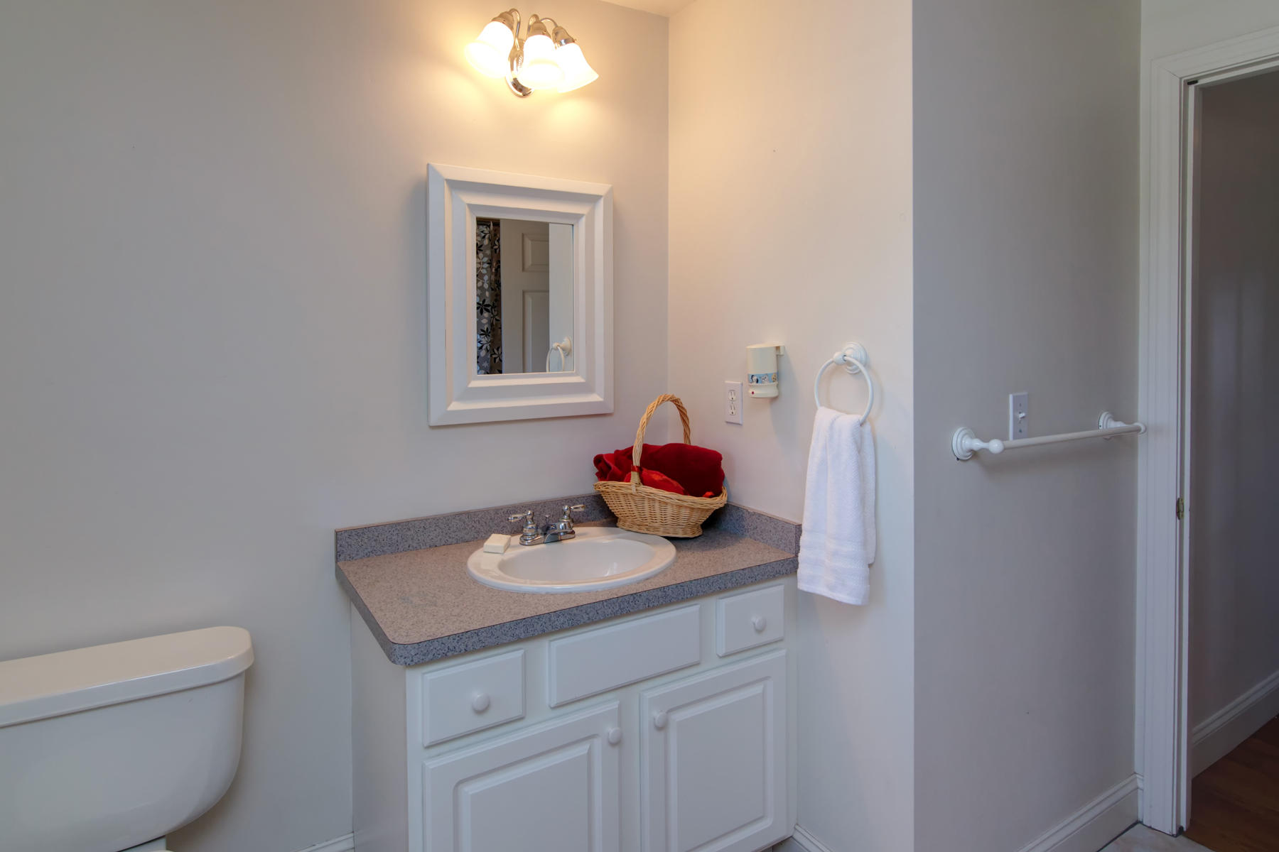 84 Town Neck Road Sandwich, MA 02563 - Photo 23 of 29 032_84TownNeck