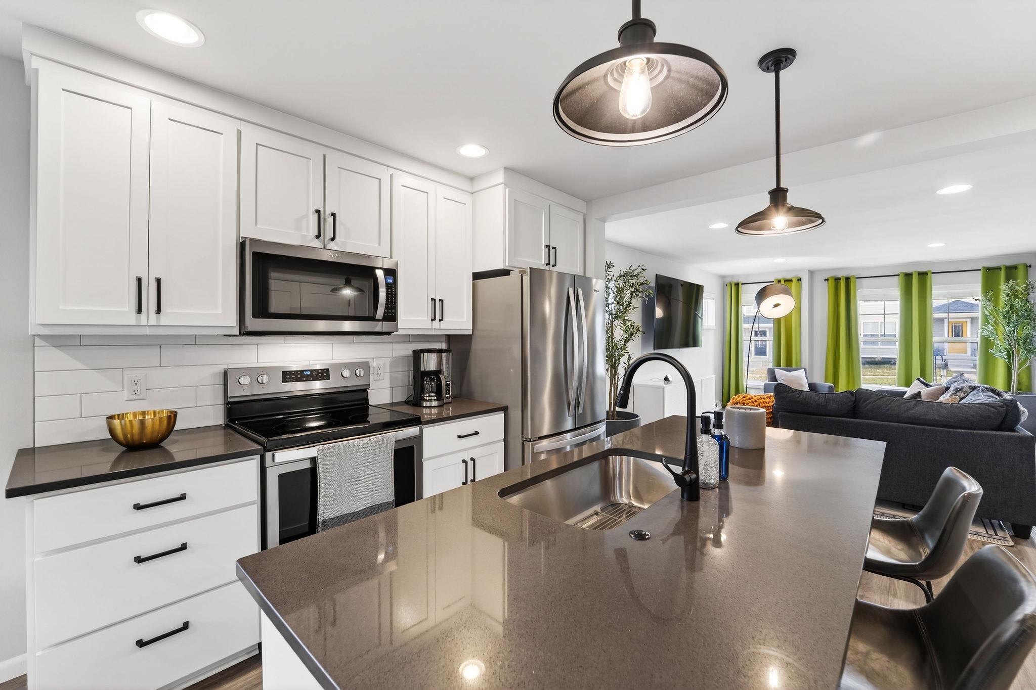 6124 Ragan Street Madison, WI 53718 - Photo 11 of 55