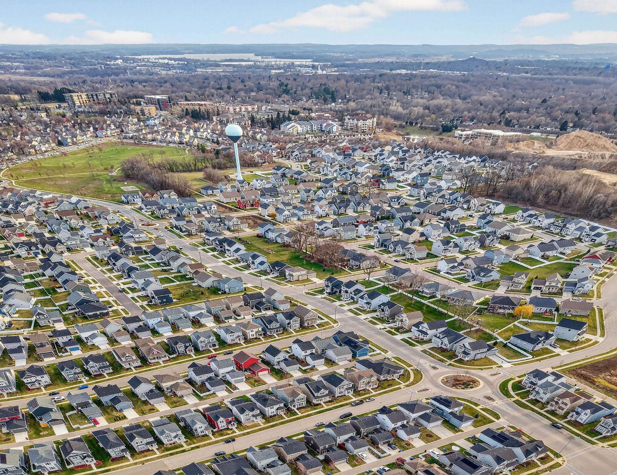 6124 Ragan Street Madison, WI 53718 - Photo 51 of 55