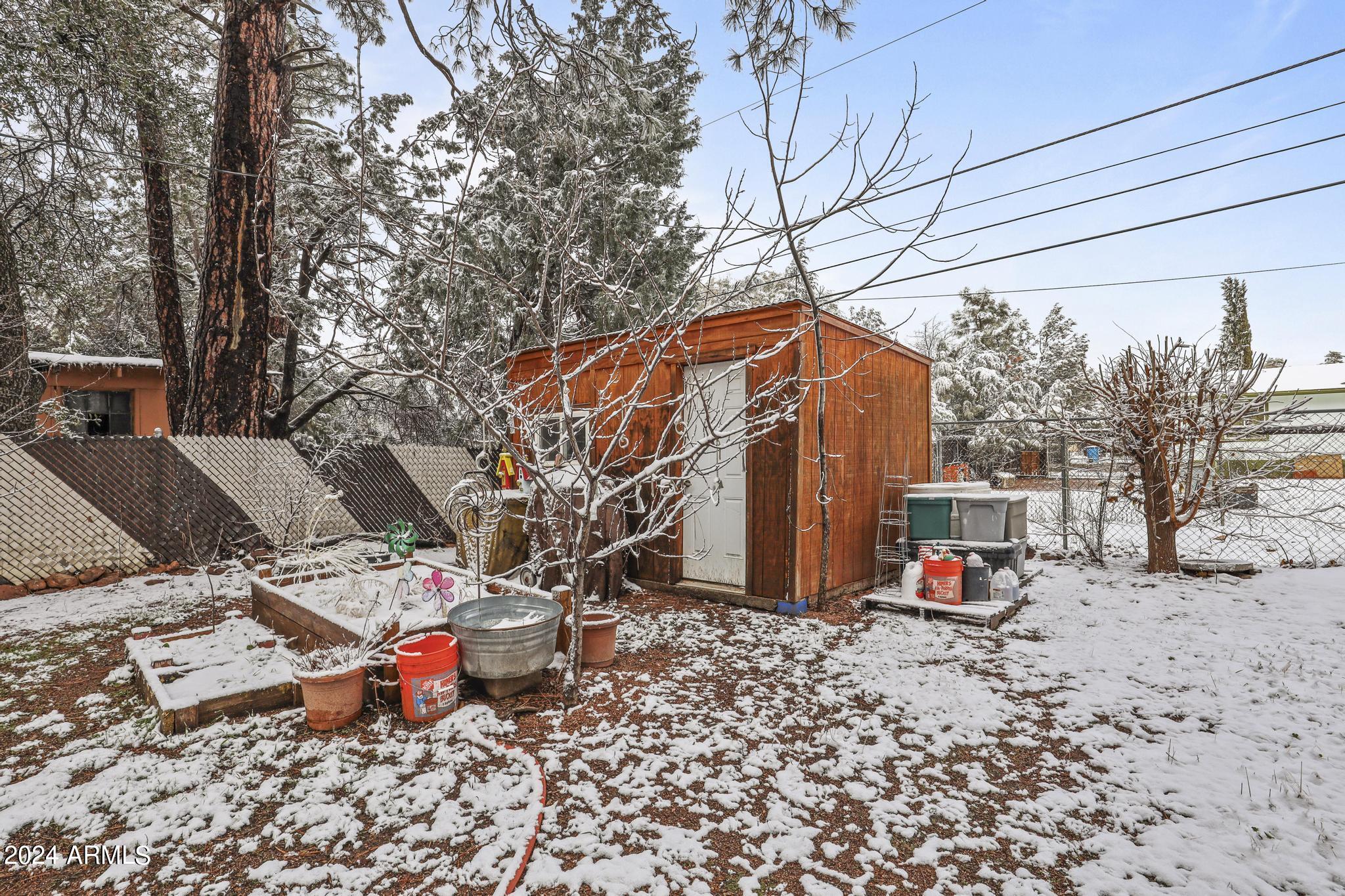 308 East Cherry Street Payson, AZ 85541 - Photo 22 of 22 a view of outdoor space with deck and barbeque oven